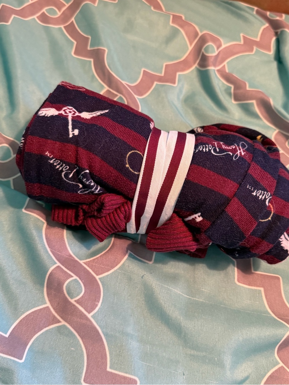 Women’s  HP  Burgundy & Navy PJ joggers
